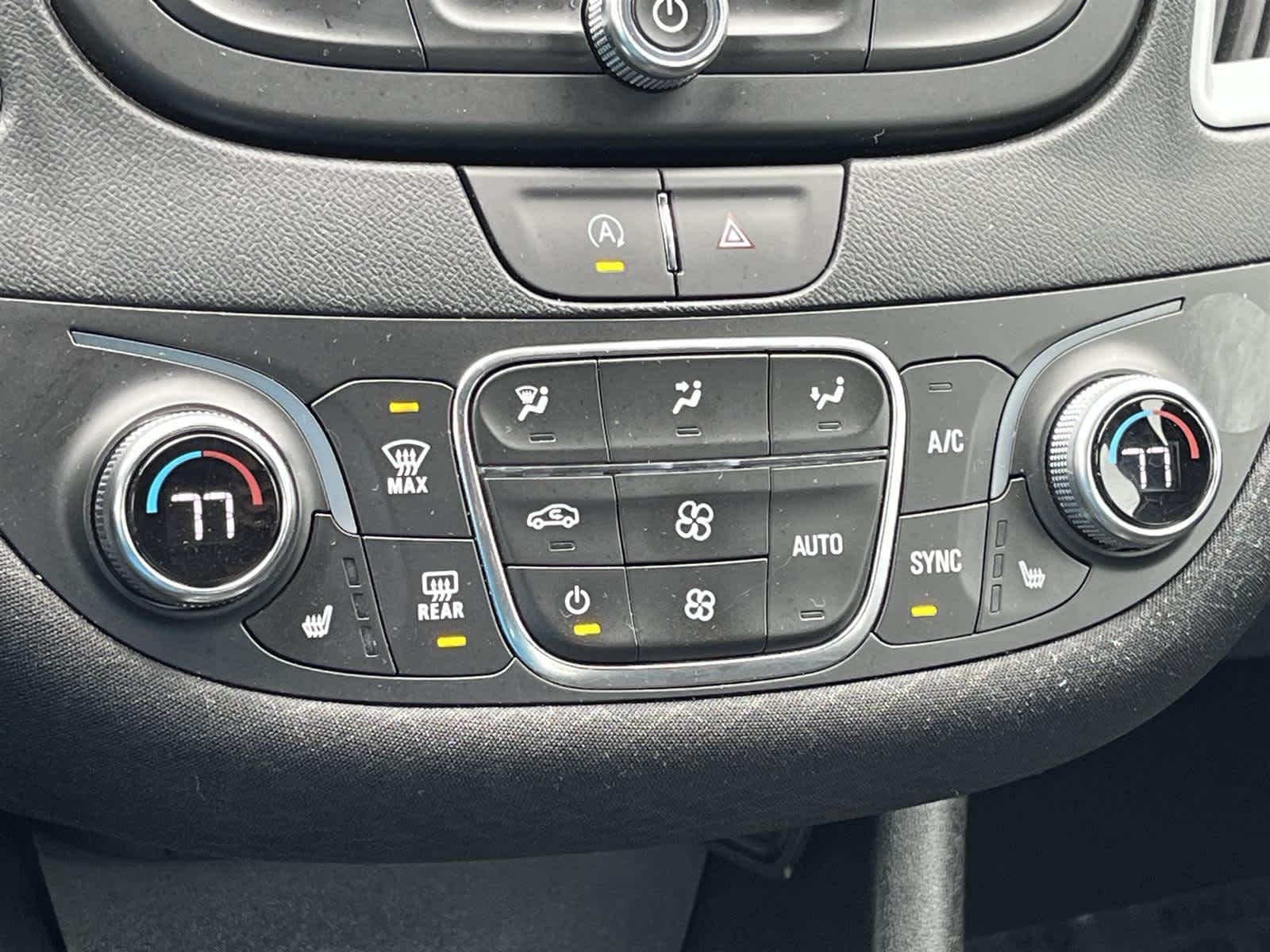 Thumbnail: 2023 Chevrolet Malibu - 22