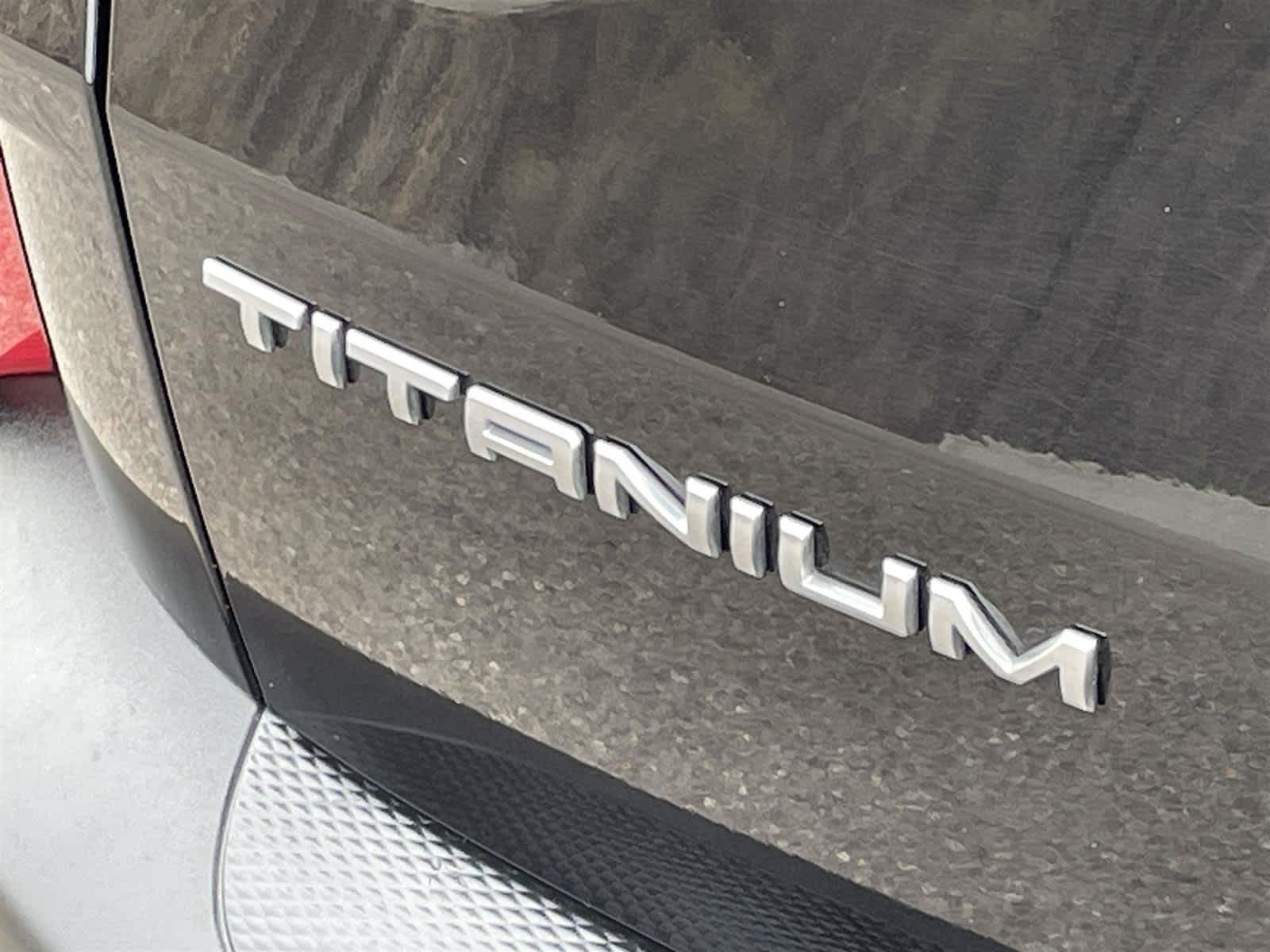 2020 Ford Escape Titanium 10