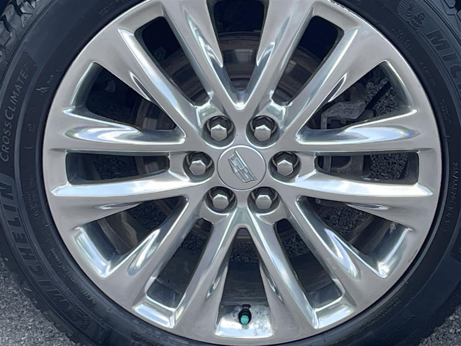 Thumbnail: 2020 Cadillac XT6 - 11