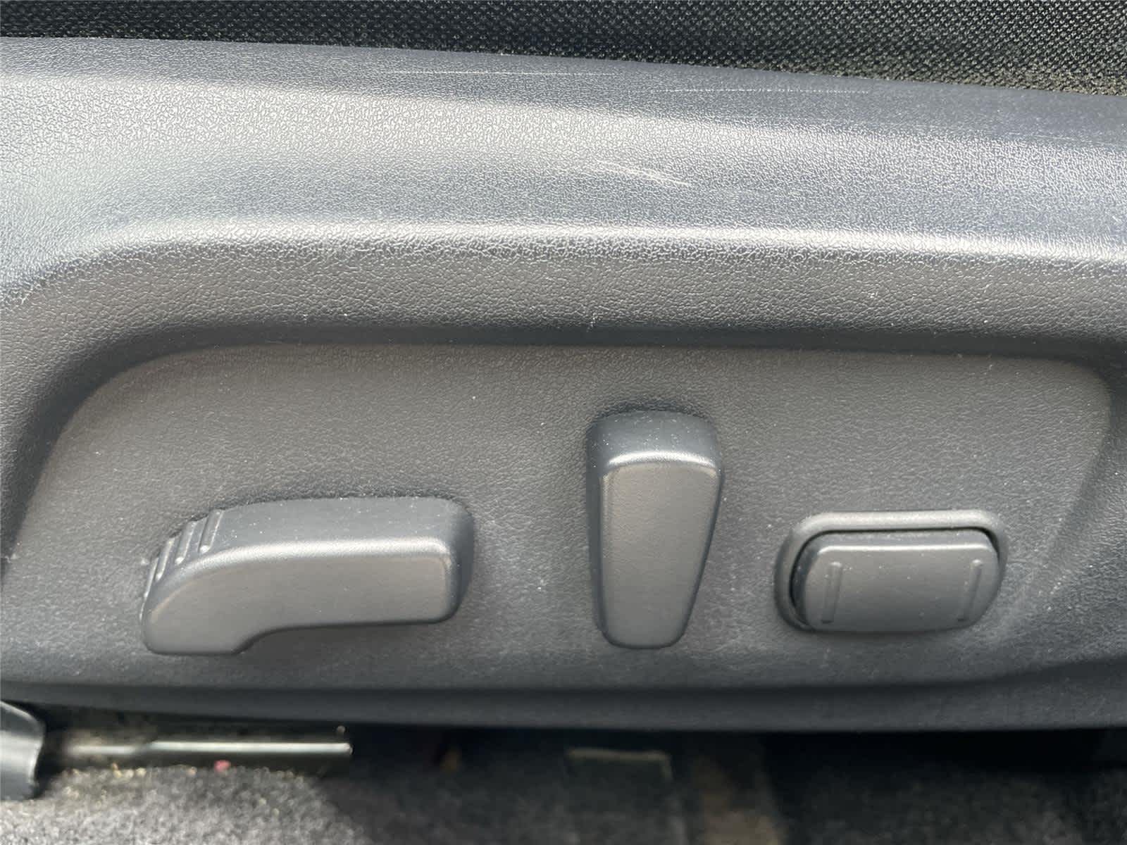 Thumbnail: 2015 Subaru Outback - 11