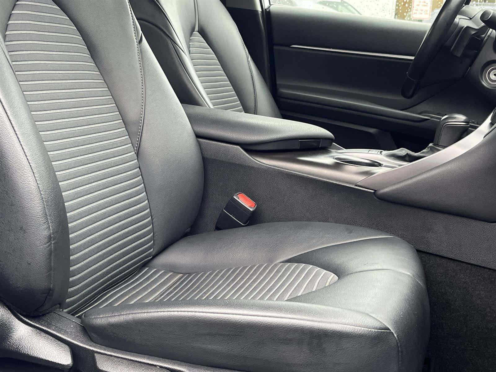 Thumbnail: 2023 Toyota Camry - 17