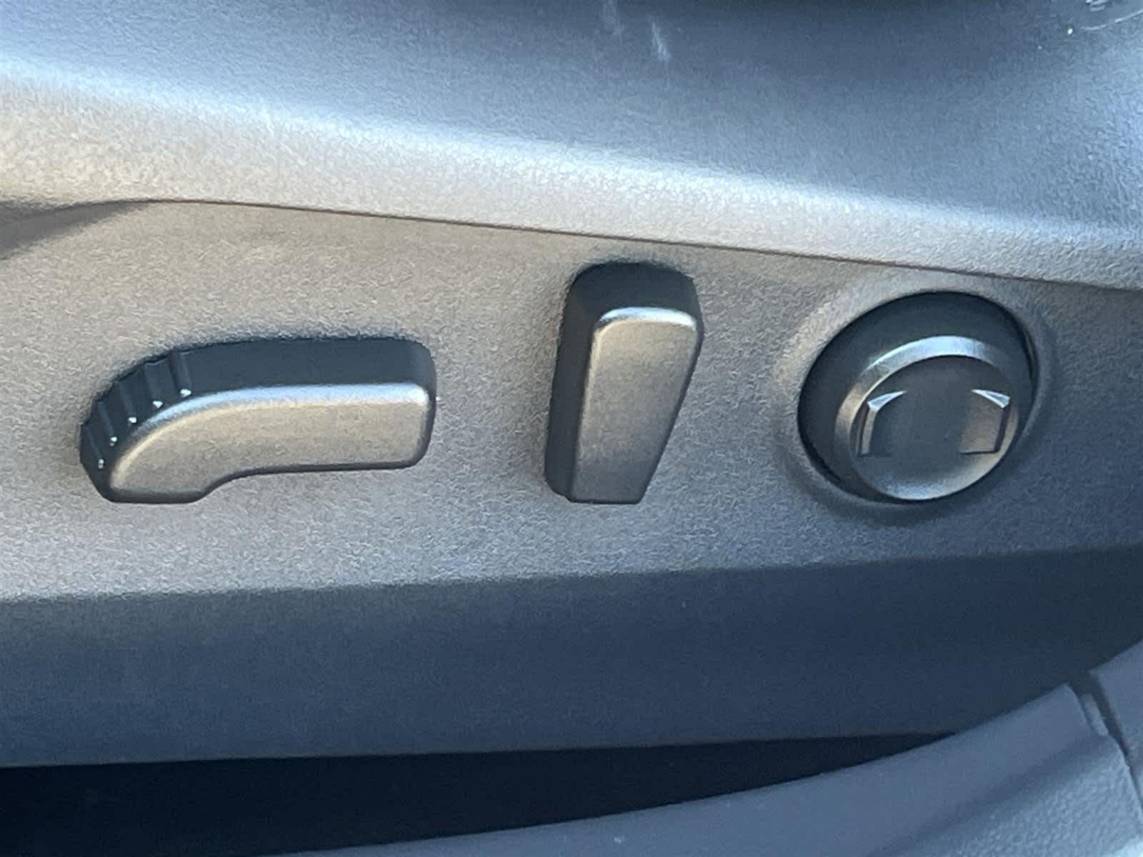 Thumbnail: 2023 Subaru Outback - 13