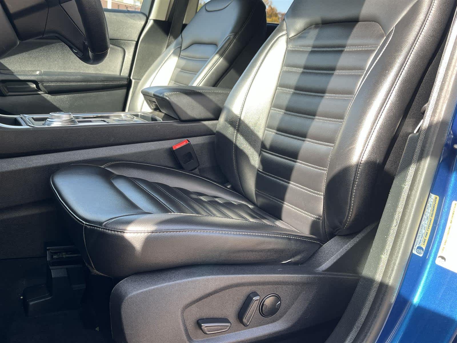 Thumbnail: 2023 Ford Edge - 12