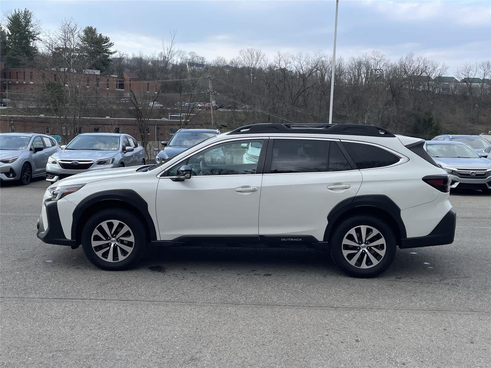 Thumbnail: 2023 Subaru Outback - 2