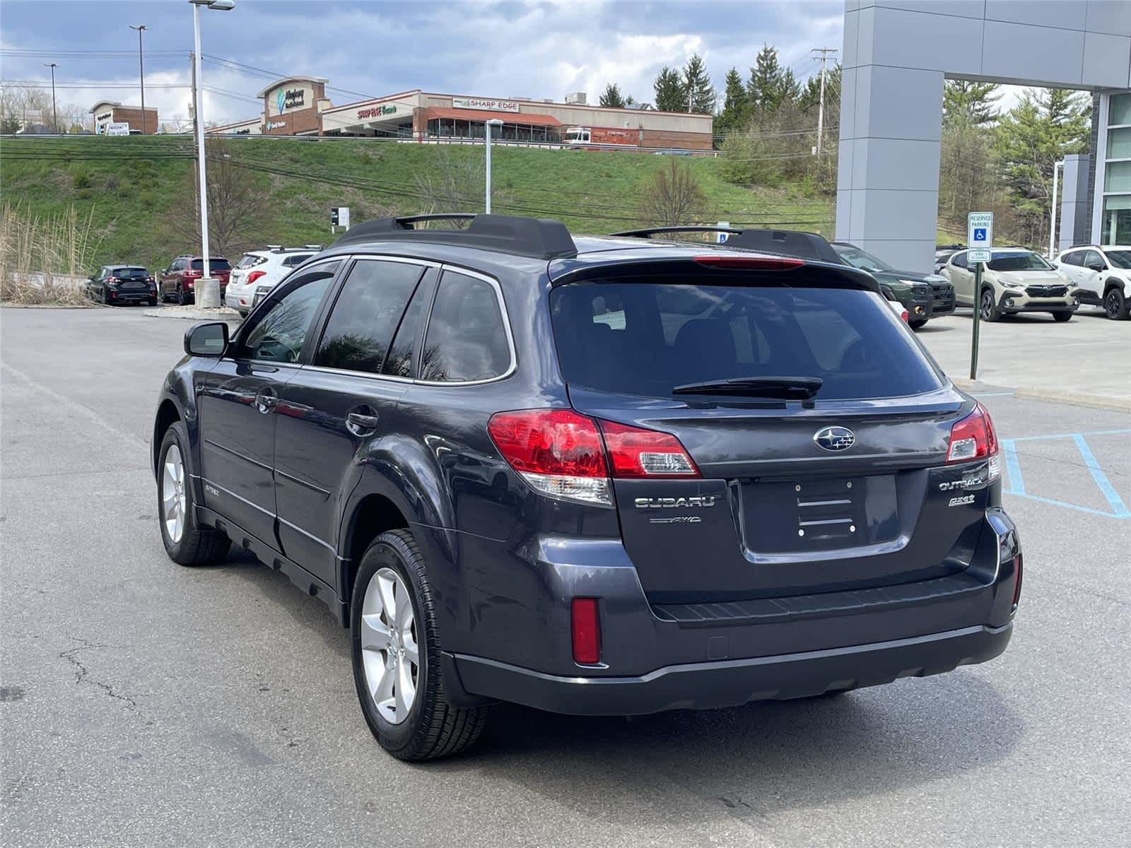 Thumbnail: 2013 Subaru Outback - 3