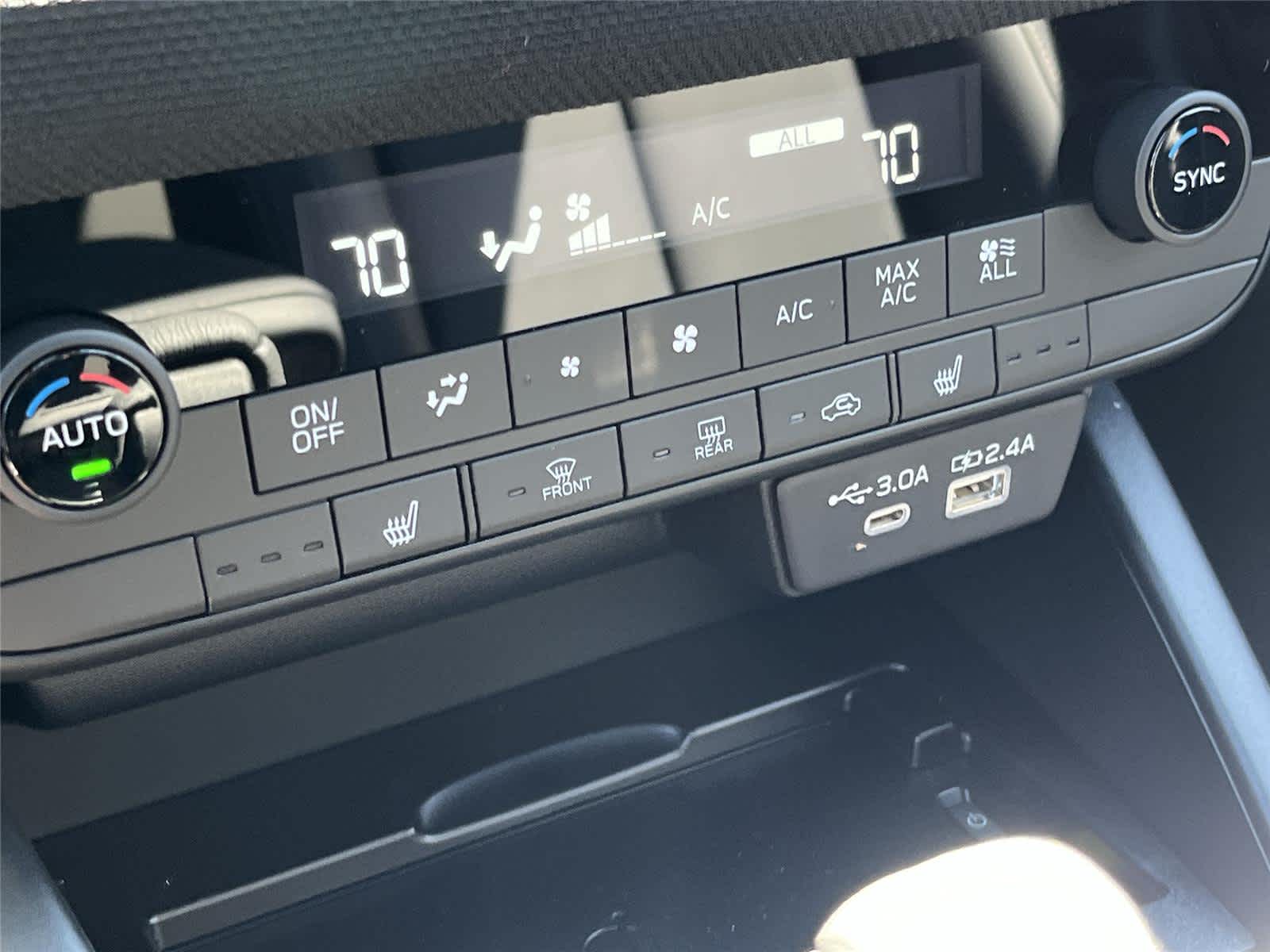 Thumbnail: 2026 Subaru Outback - 25