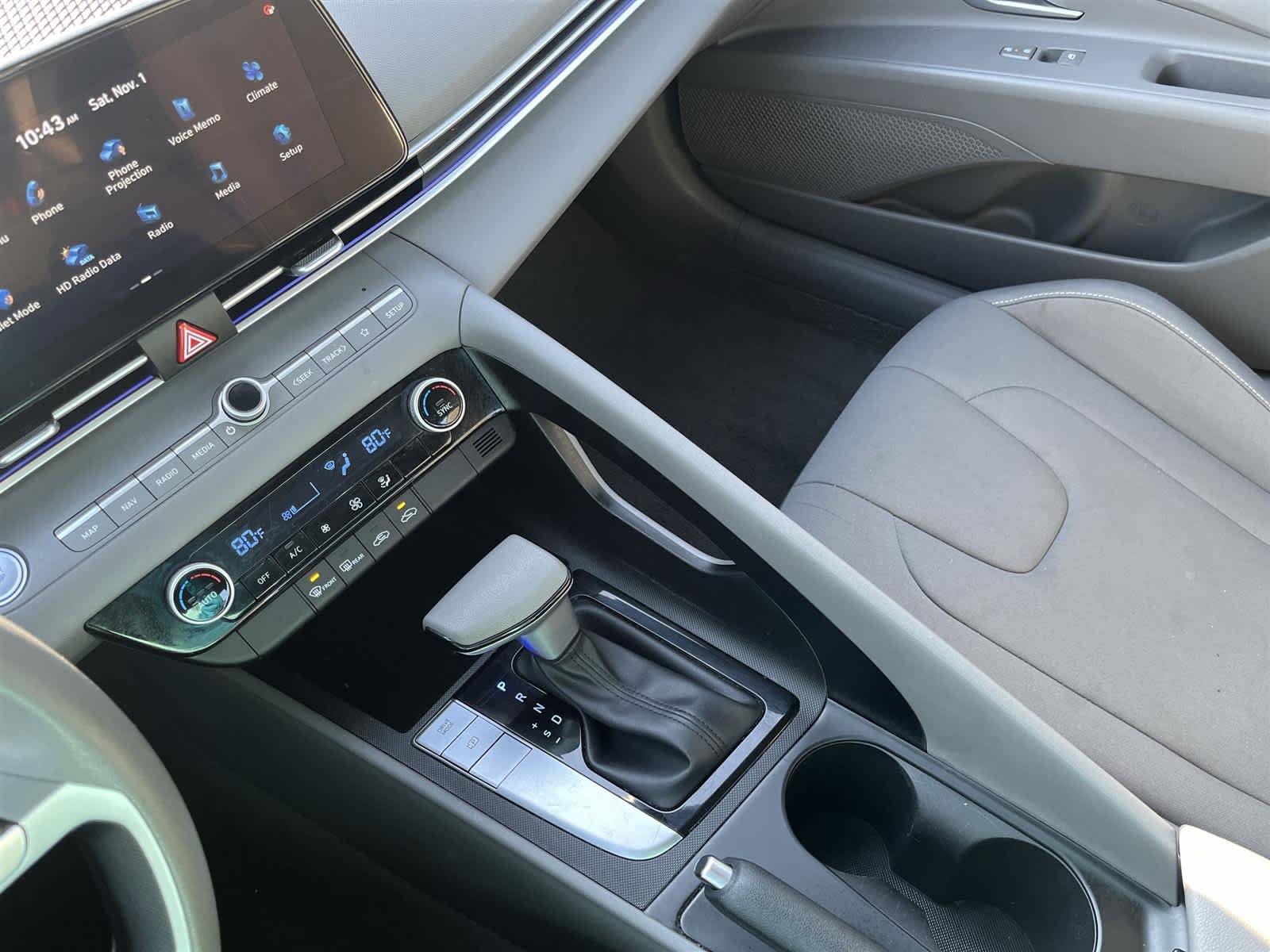 Thumbnail: 2024 Hyundai Elantra - 23