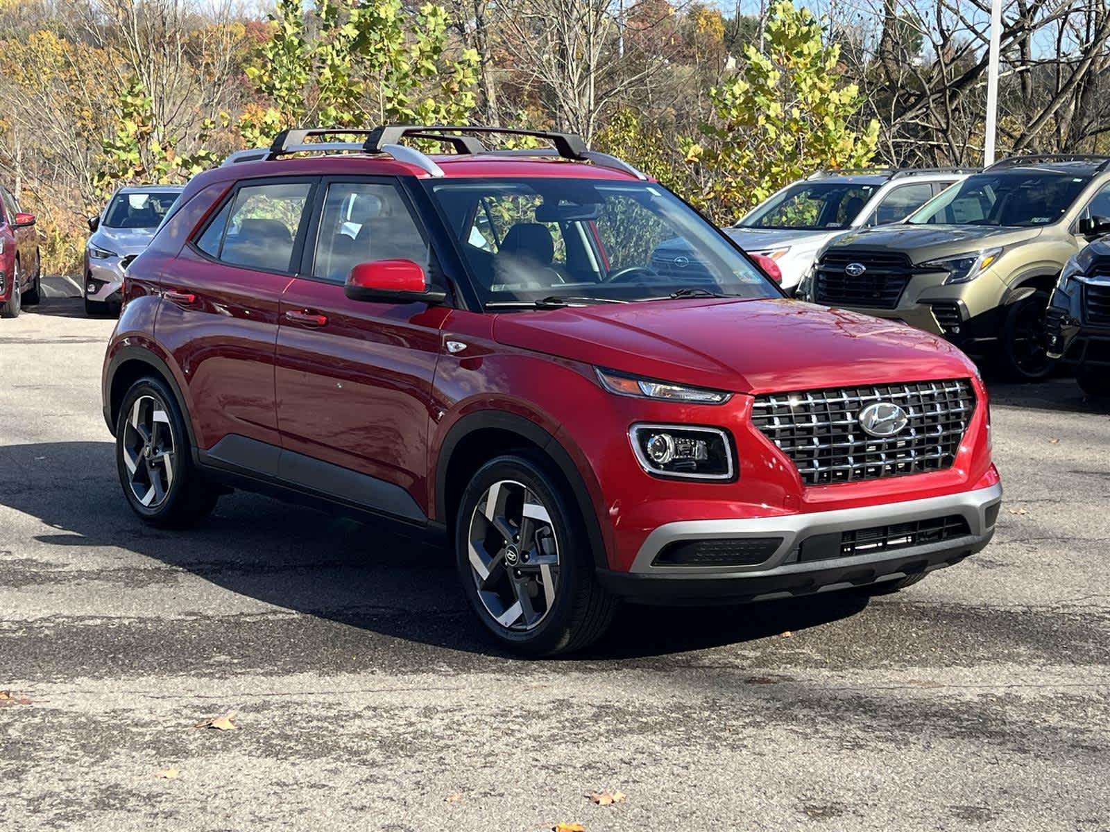 Thumbnail: 2023 Hyundai Venue - 7