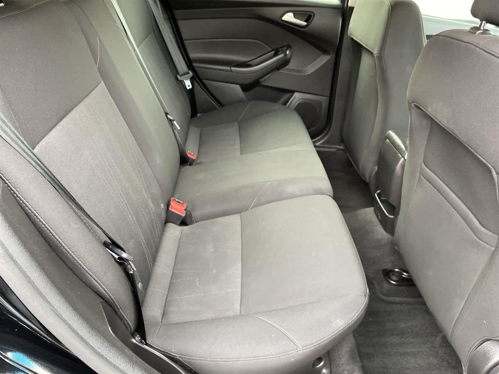 Thumbnail: 2018 Ford Focus - 16