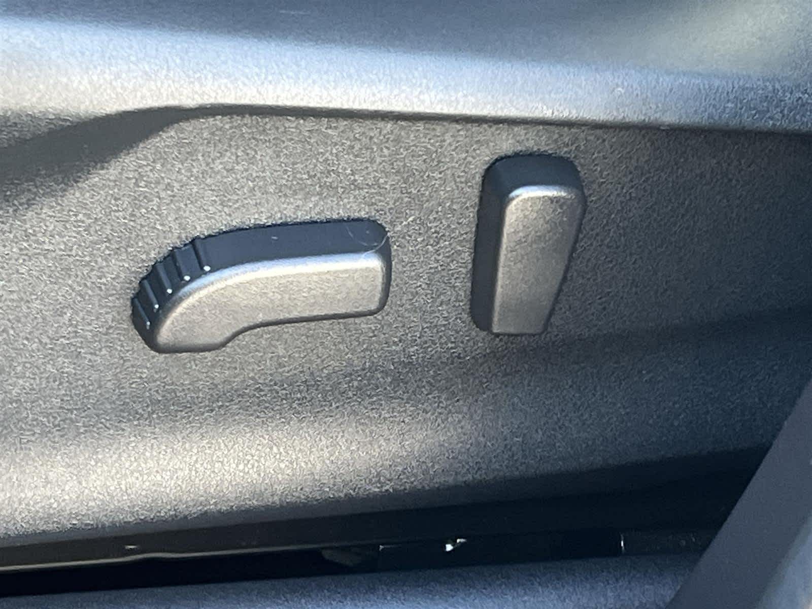 Thumbnail: 2023 Subaru Ascent - 13