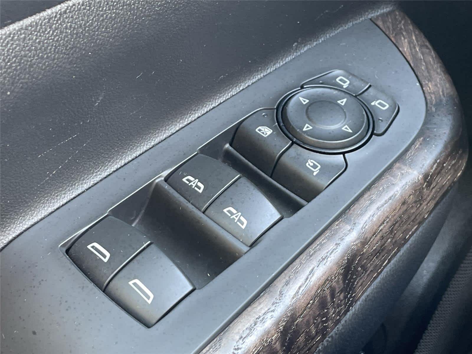 Thumbnail: 2021 GMC Acadia - 30