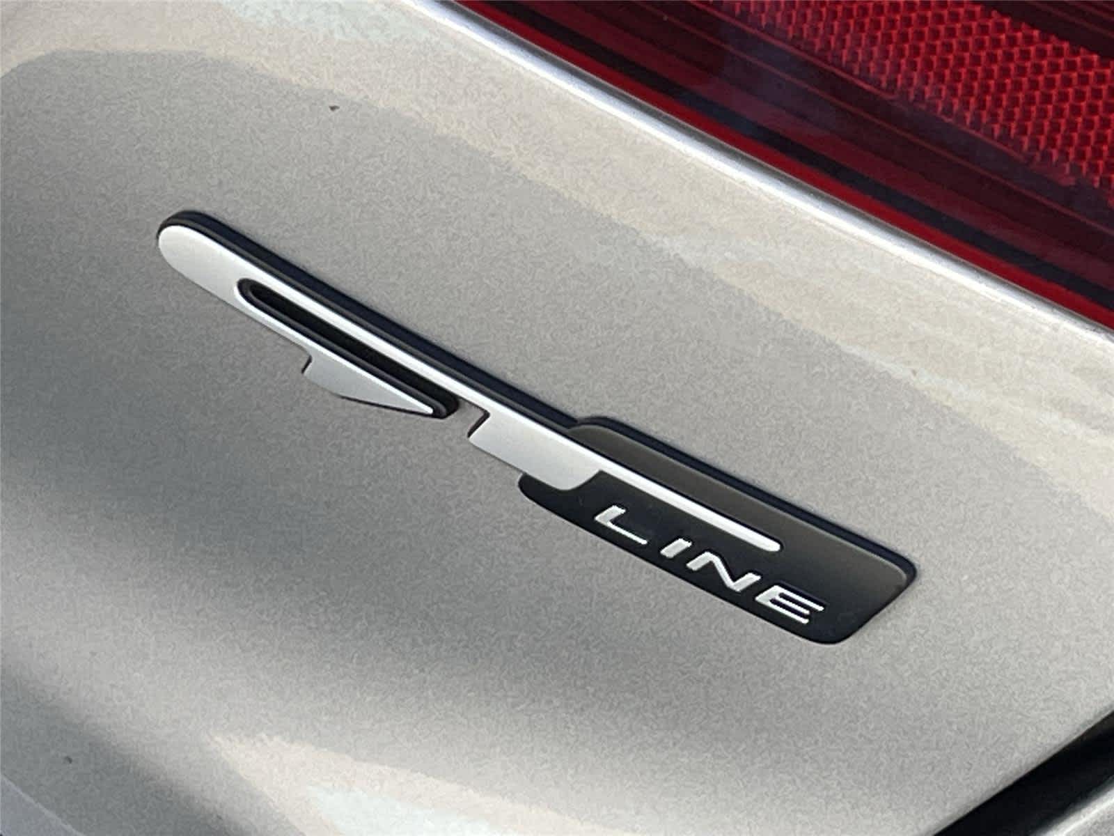 Thumbnail: 2023 Kia Forte - 10