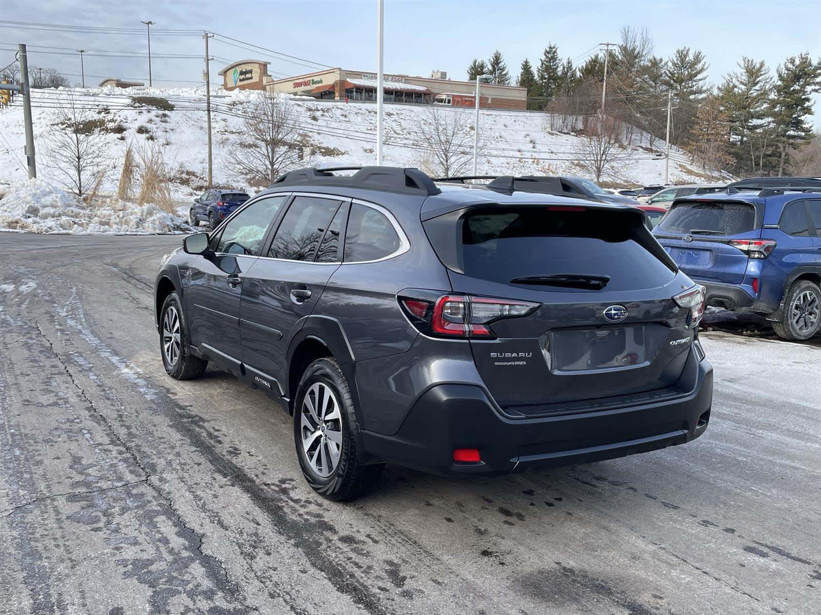 Thumbnail: 2025 Subaru Outback - 3