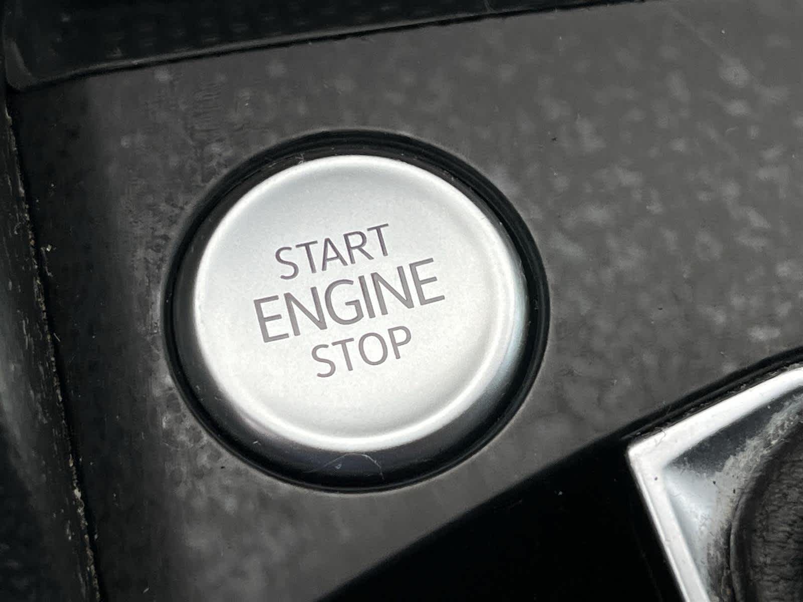 Thumbnail: 2022 Volkswagen Taos - 28