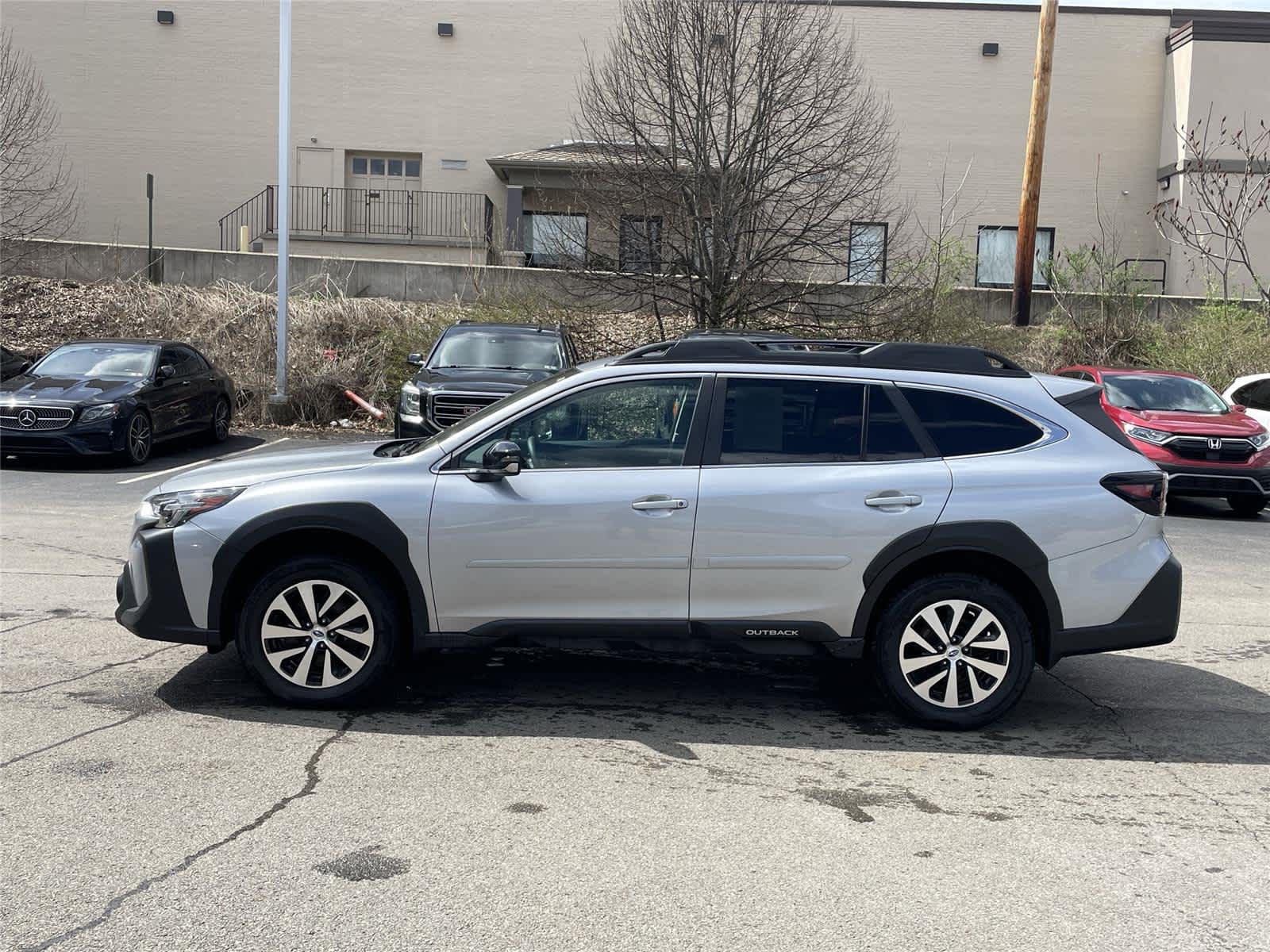 Thumbnail: 2024 Subaru Outback - 2