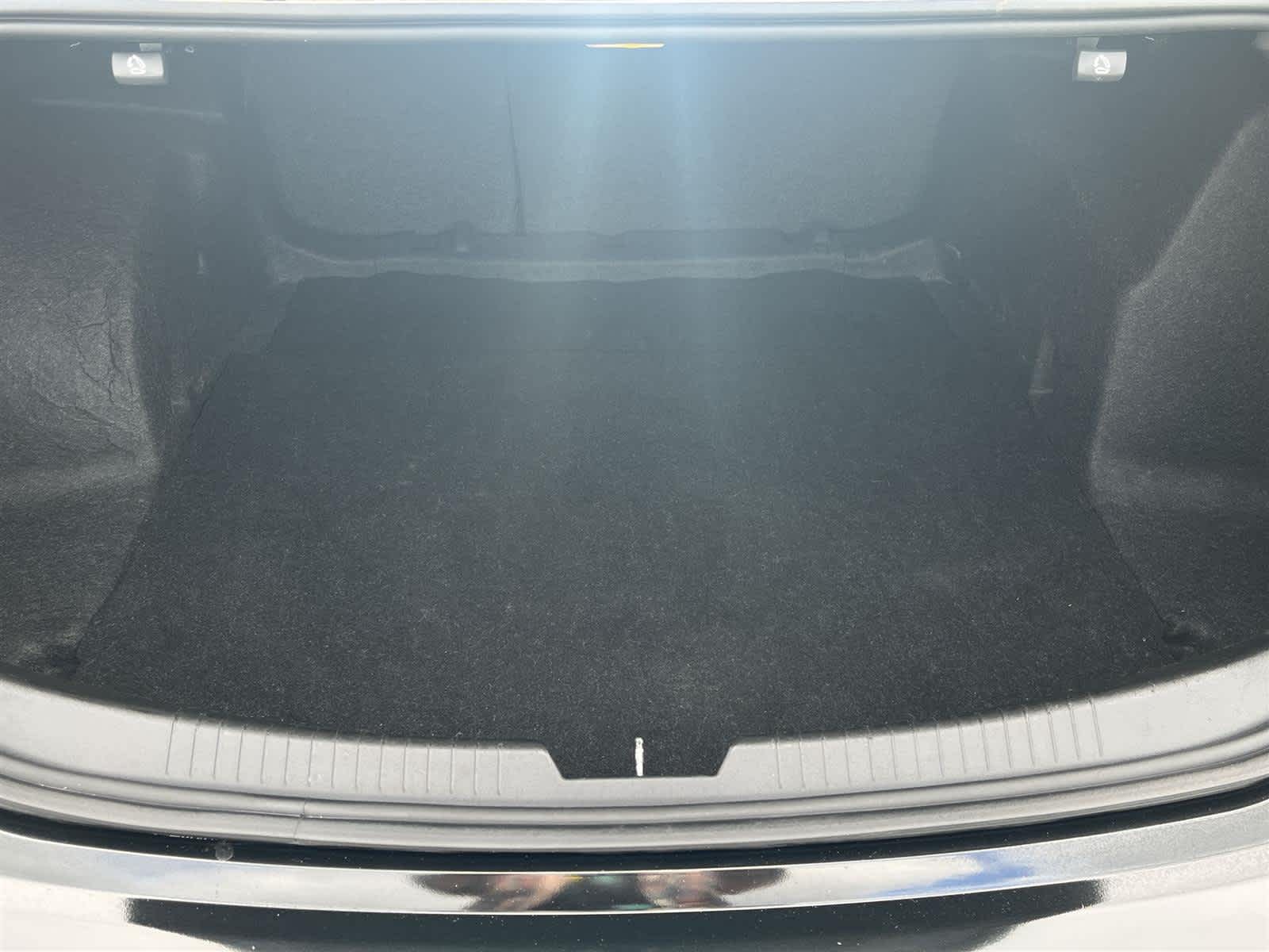 Thumbnail: 2023 Chevrolet Malibu - 15