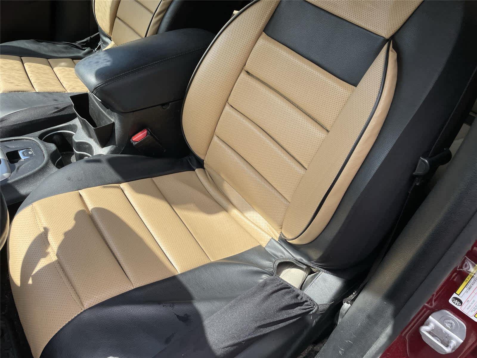 Thumbnail: 2016 Jeep Cherokee - 12