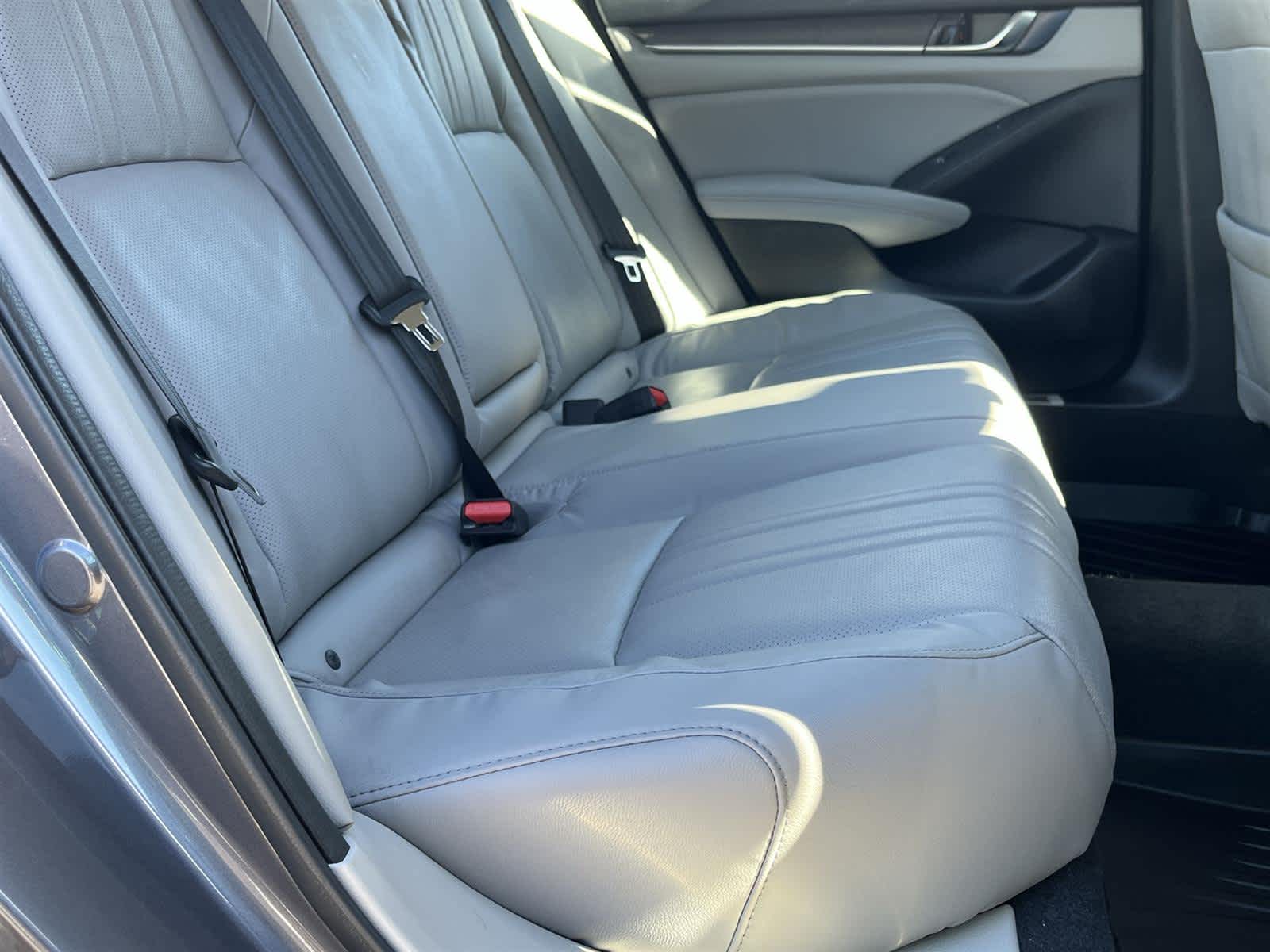 Thumbnail: 2018 Honda Accord - 17