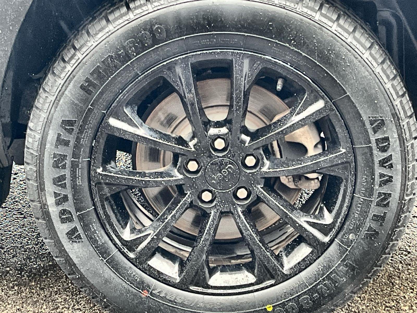 Thumbnail: 2023 Jeep Cherokee - 11