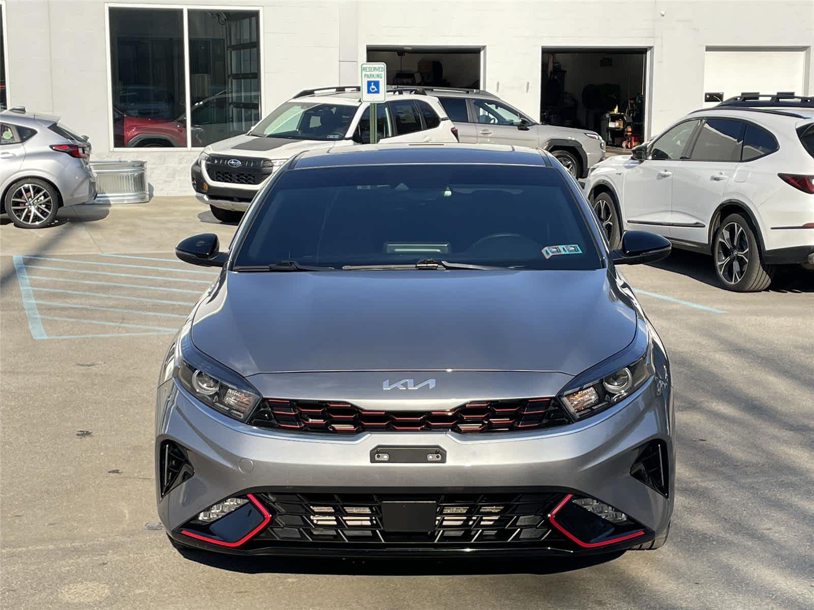 Thumbnail: 2023 Kia Forte - 8