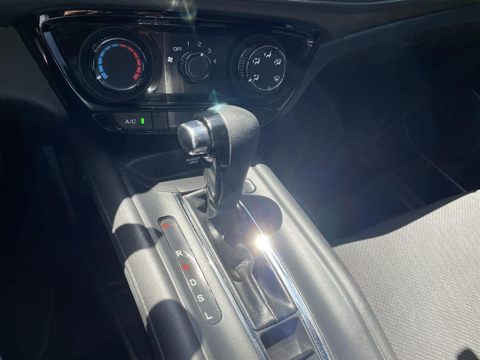 2017 Honda HR-V LX 21