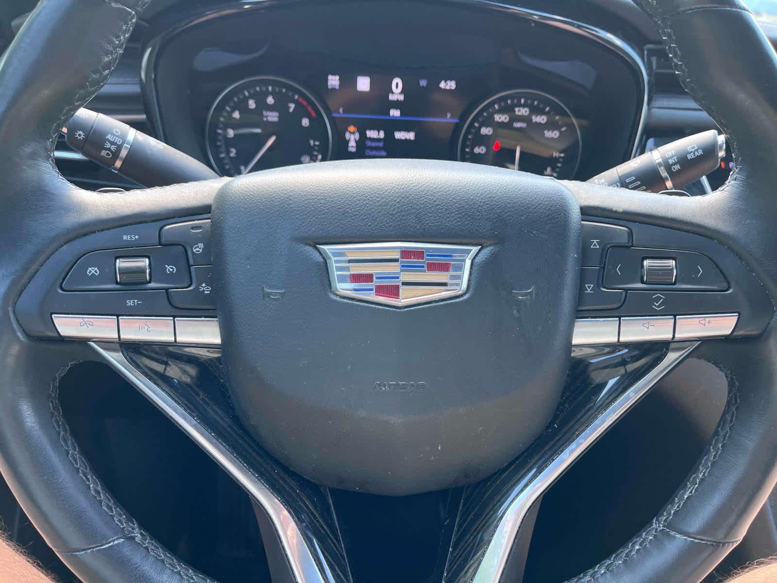 Thumbnail: 2020 Cadillac XT6 - 14