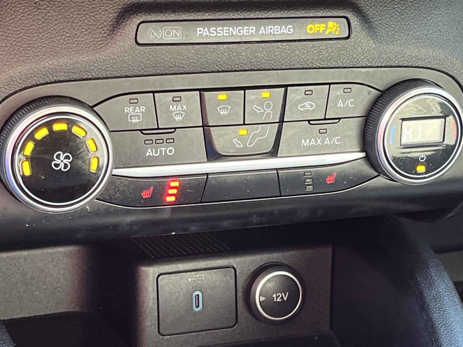 Thumbnail: 2020 Ford Escape - 22