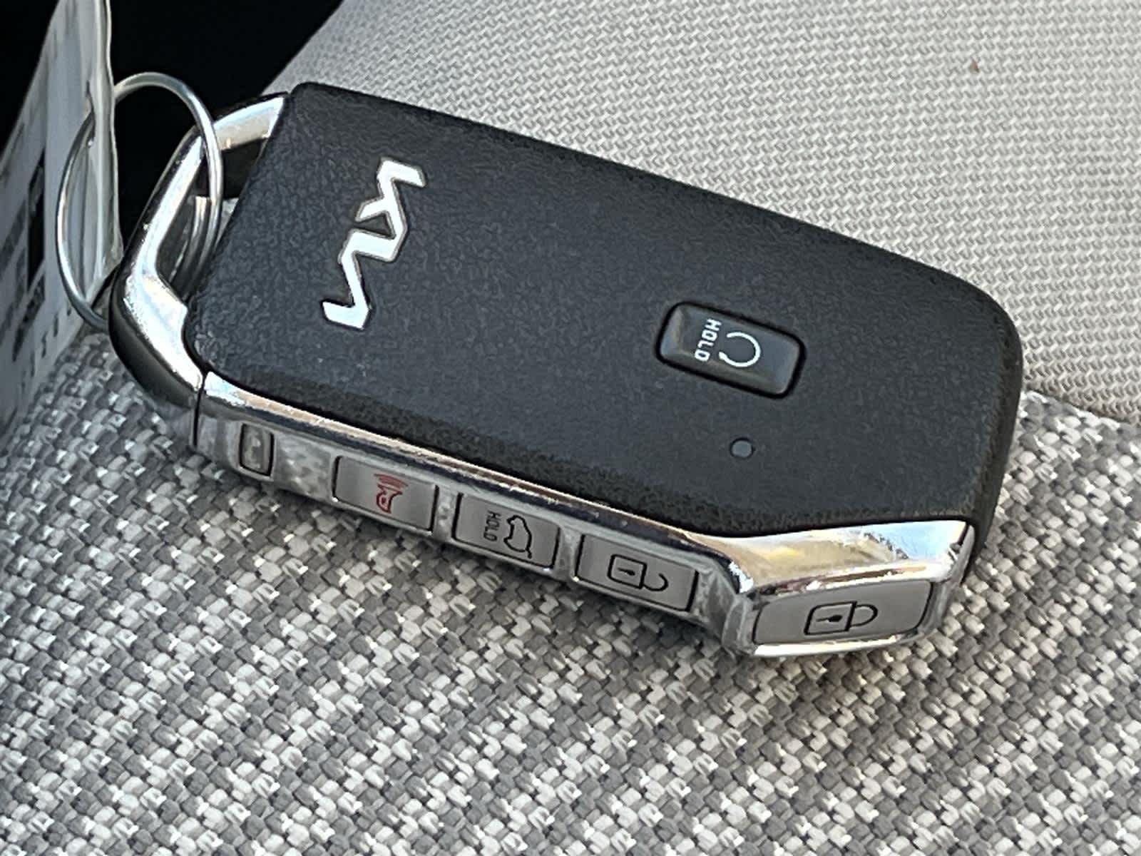 Thumbnail: 2022 Kia Niro - 27