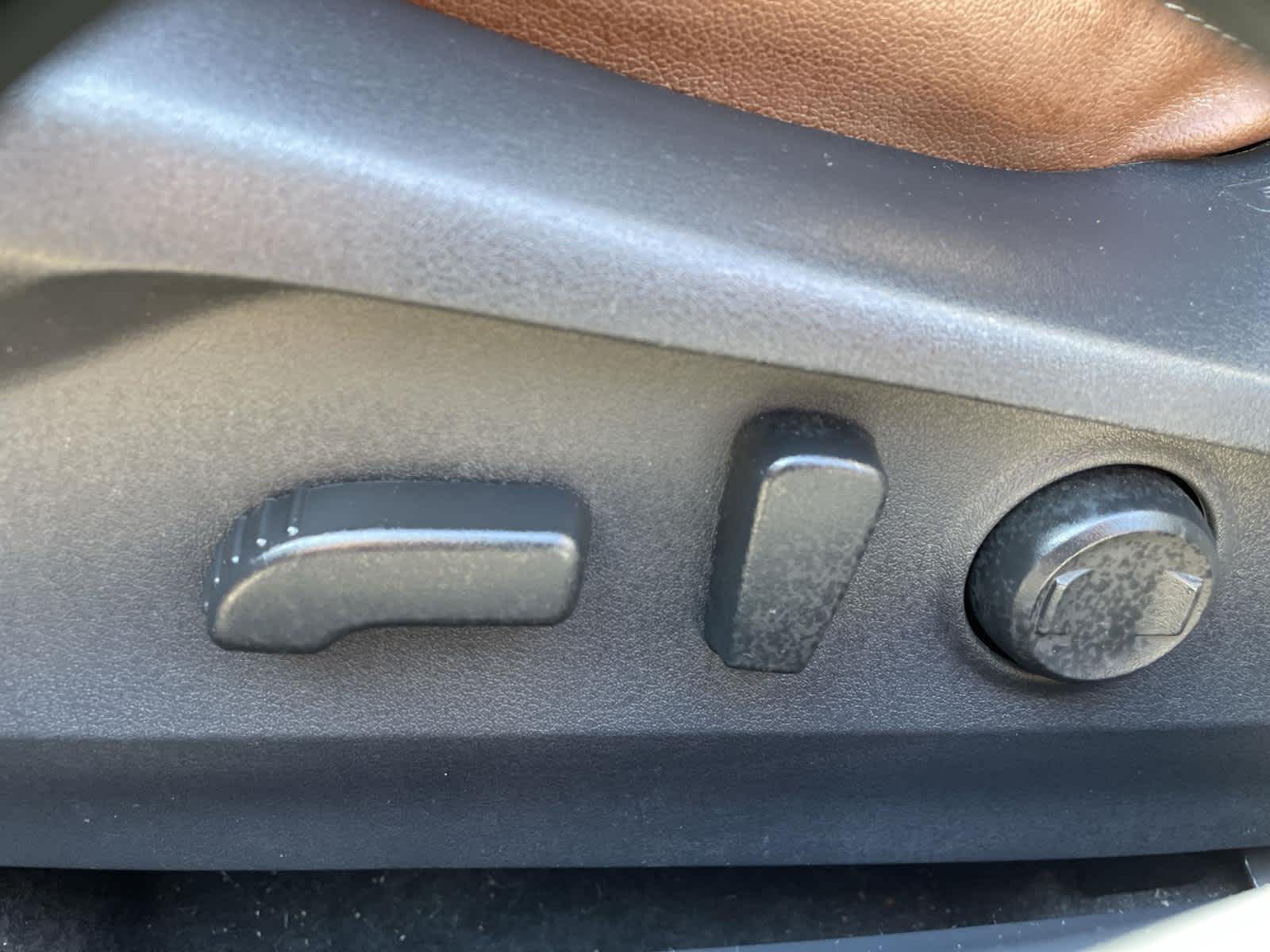 Thumbnail: 2022 Subaru Outback - 13