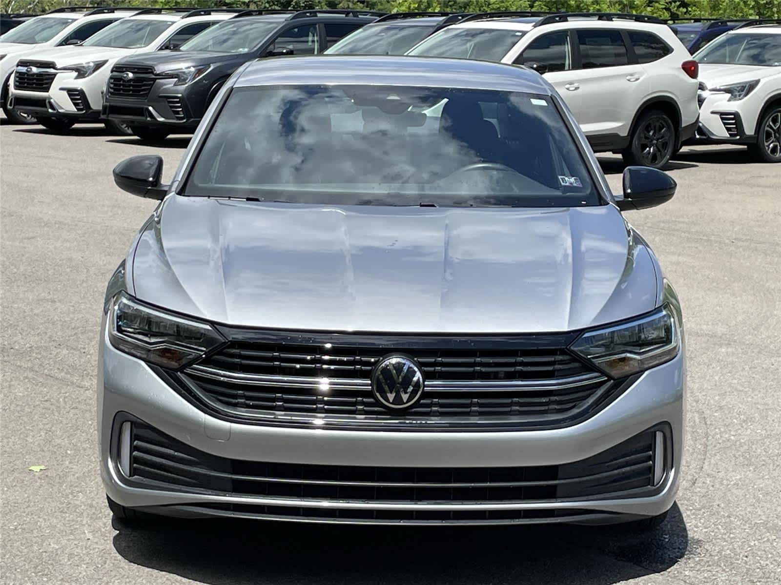 Thumbnail: 2024 Volkswagen Jetta - 8