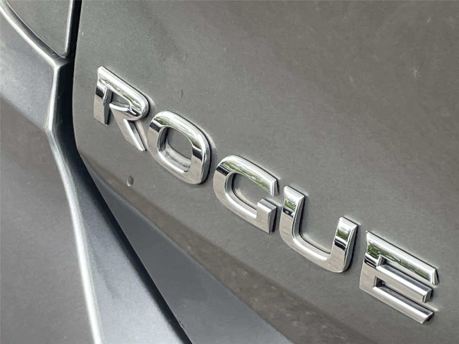 Thumbnail: 2018 Nissan Rogue - 8