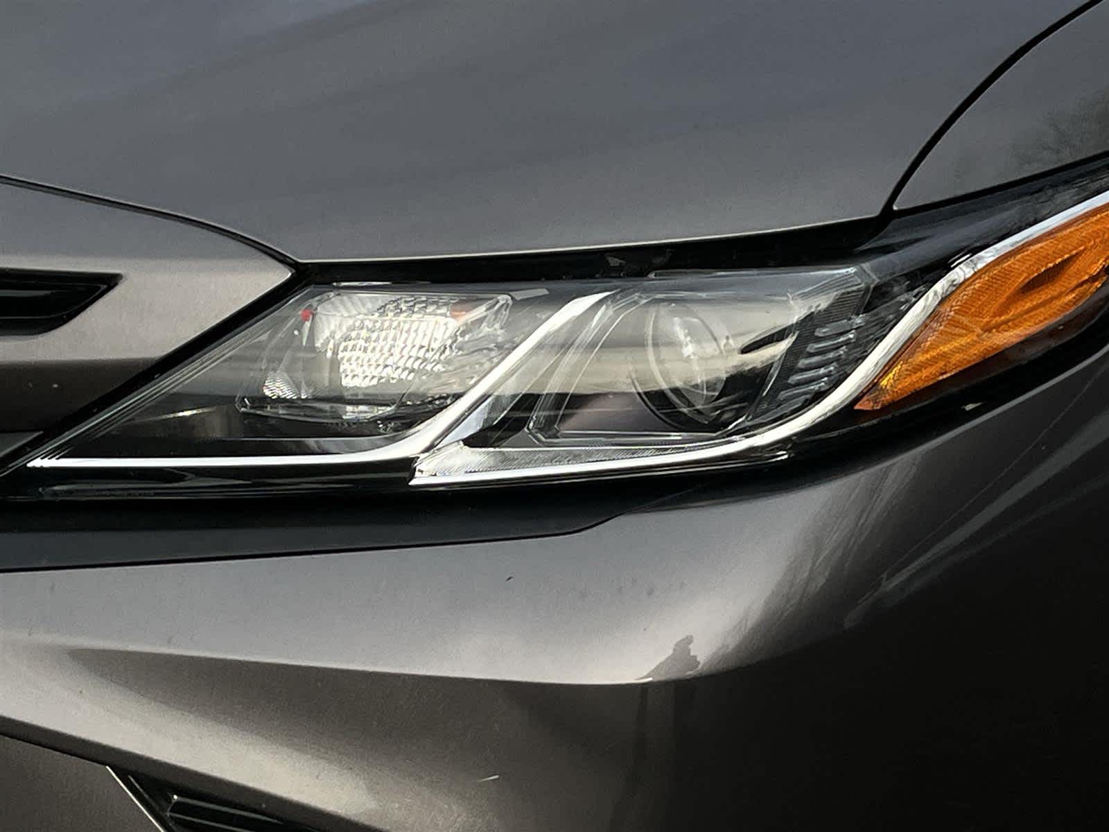 Thumbnail: 2018 Toyota Camry - 9