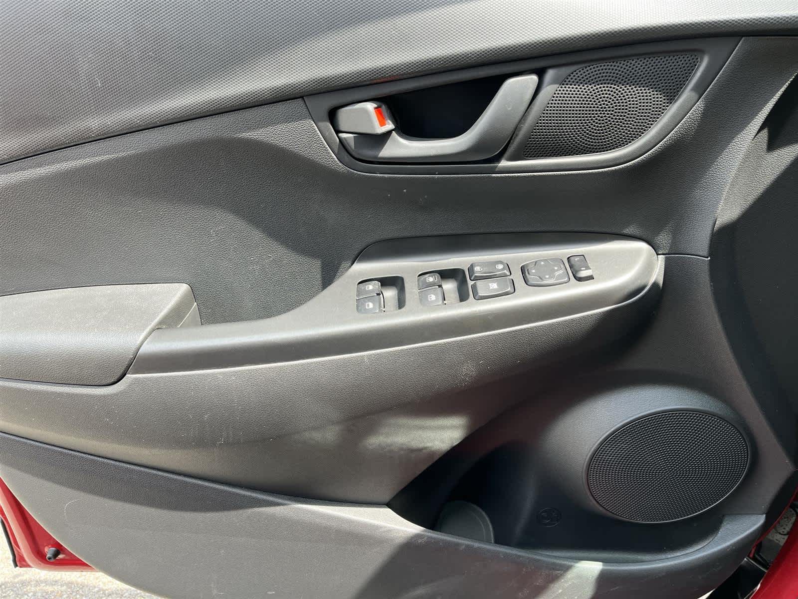 Thumbnail: 2023 Hyundai Kona - 23