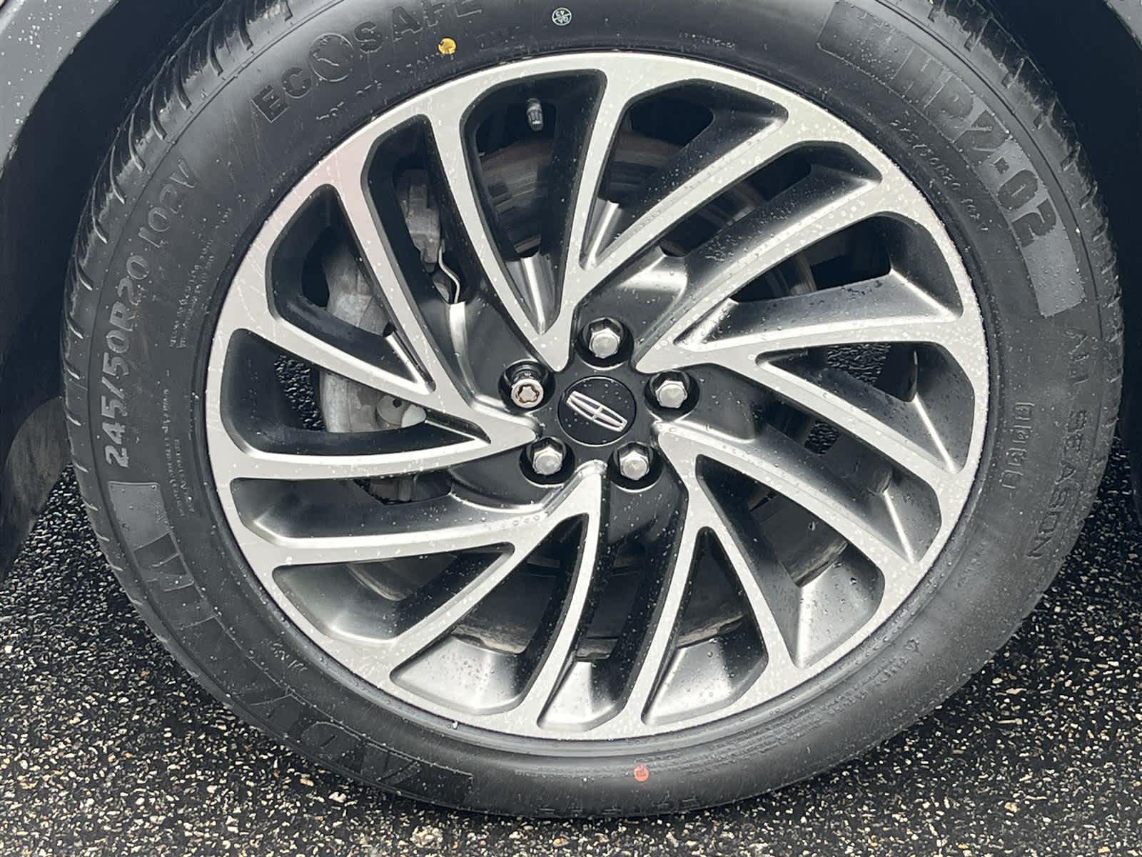 Thumbnail: 2019 Lincoln Nautilus - 11