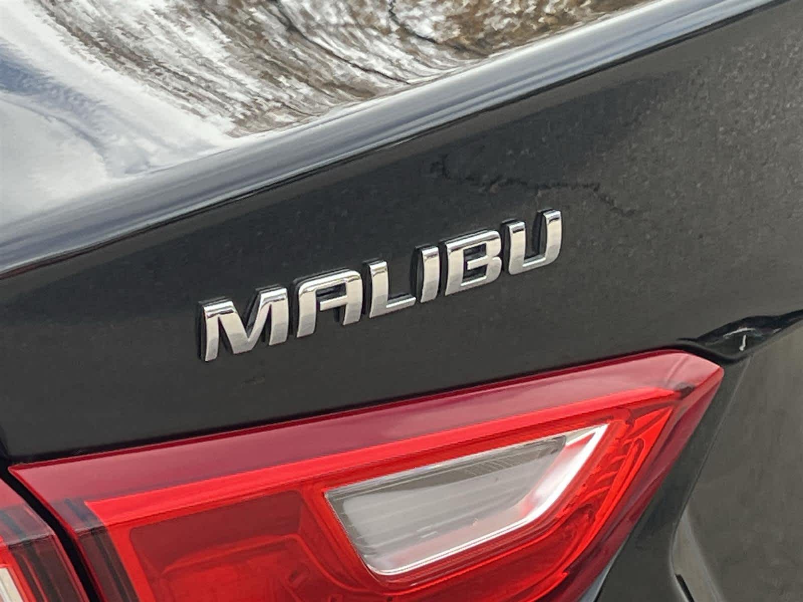 Thumbnail: 2023 Chevrolet Malibu - 10