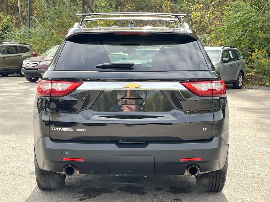 Used 2018 Chevrolet Traverse LT Cloth SUV