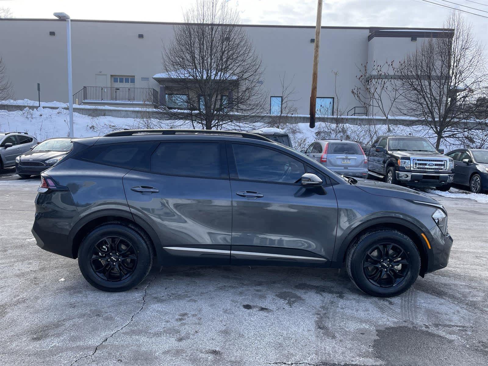 Thumbnail: 2023 Kia Sportage - 6