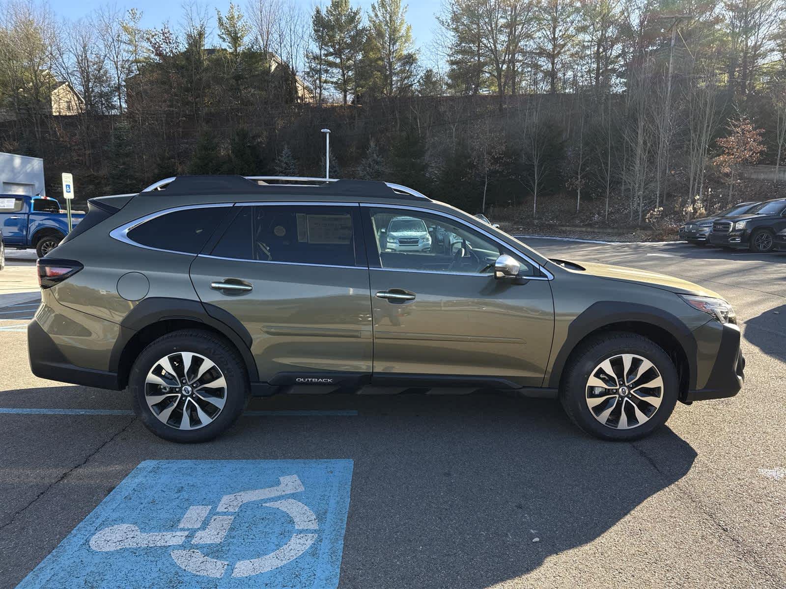 Thumbnail: 2025 Subaru Outback - 6