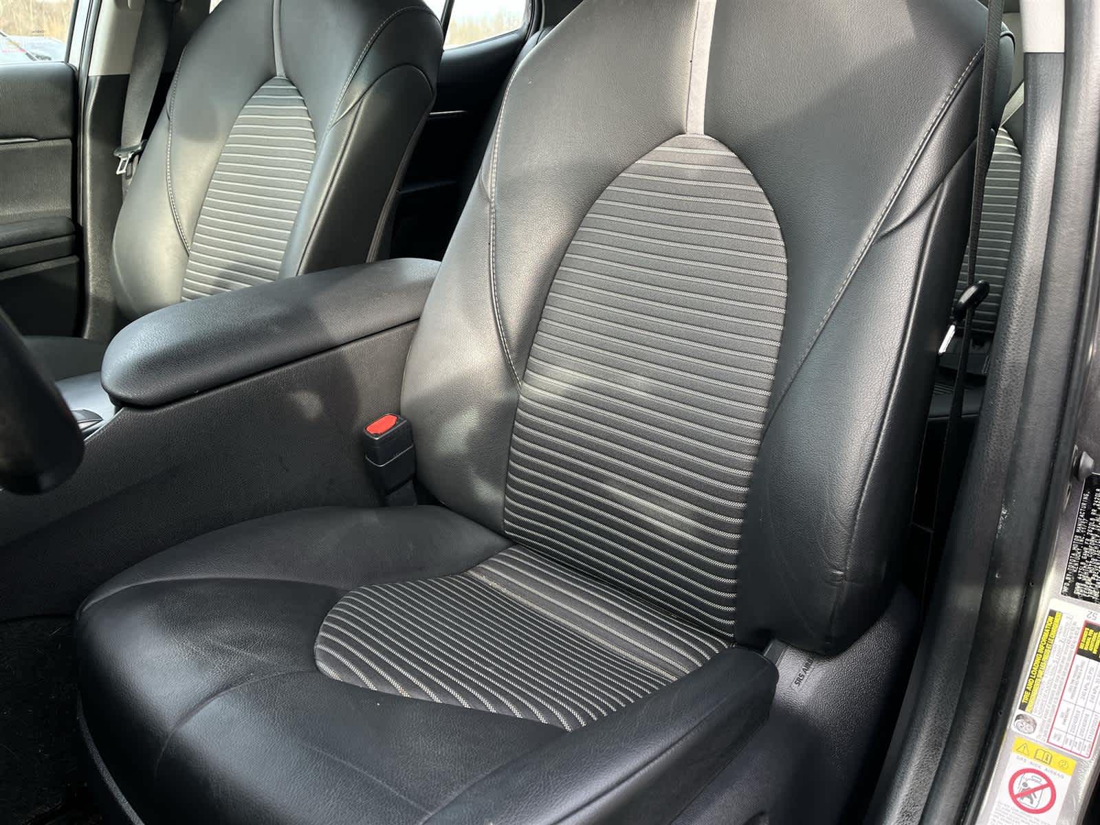 Thumbnail: 2018 Toyota Camry - 11