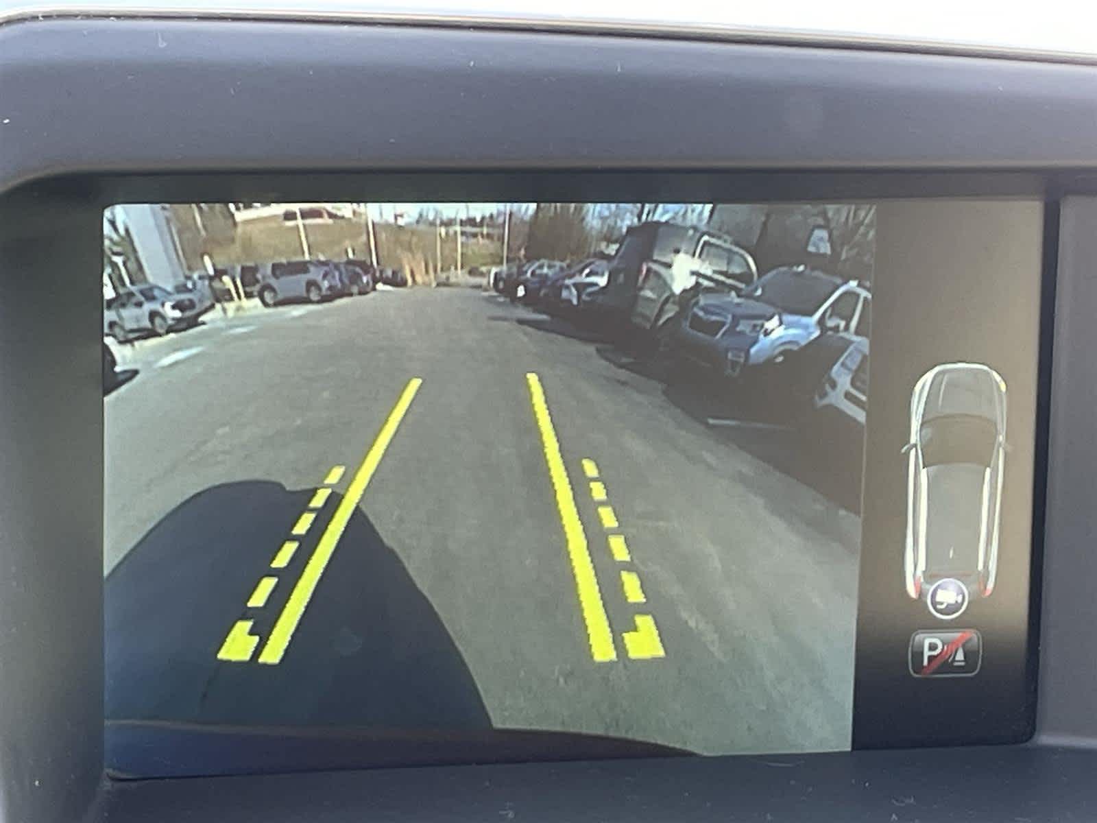 Thumbnail: 2016 Volvo XC60 - 22