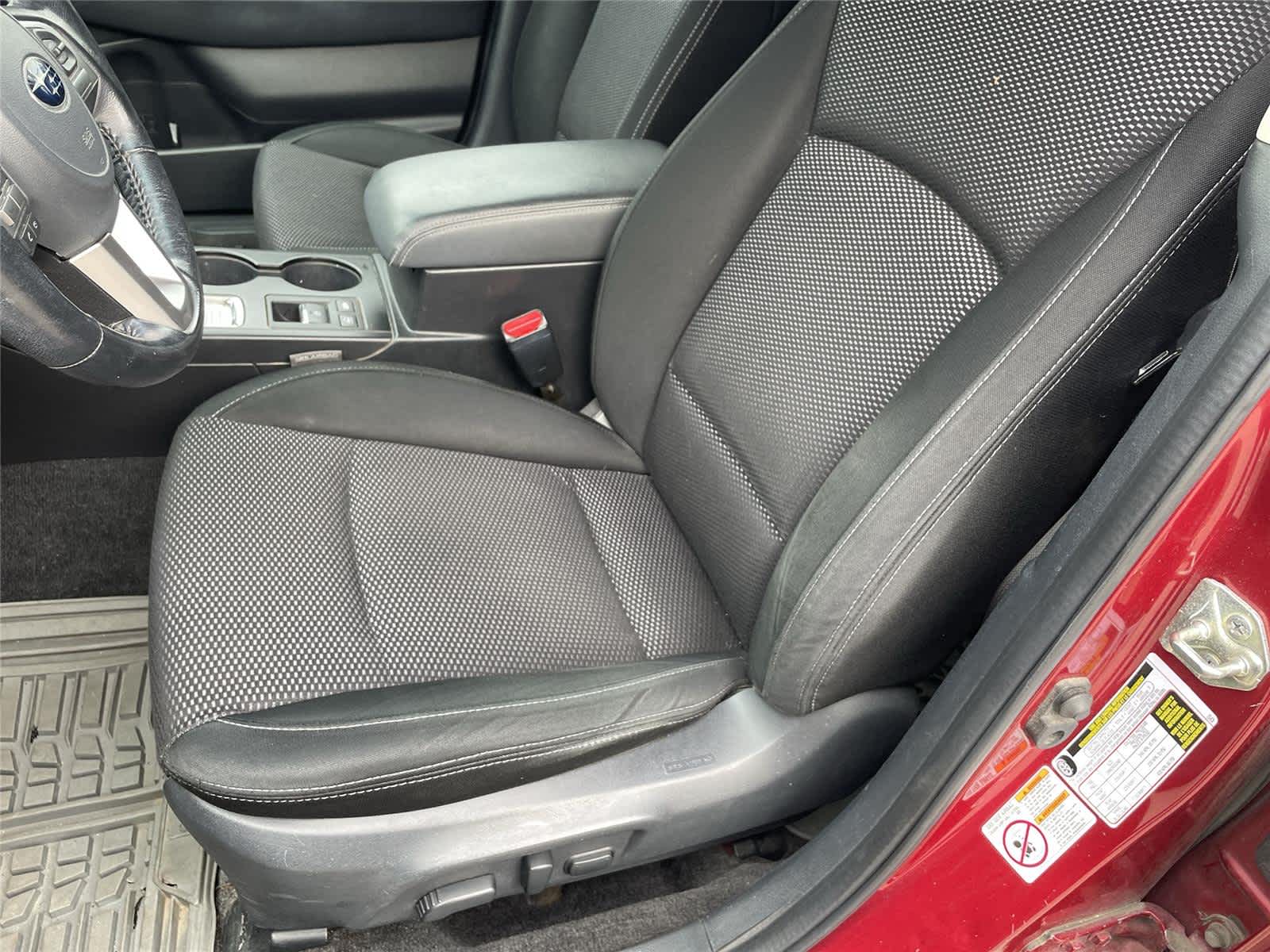 Thumbnail: 2015 Subaru Outback - 10