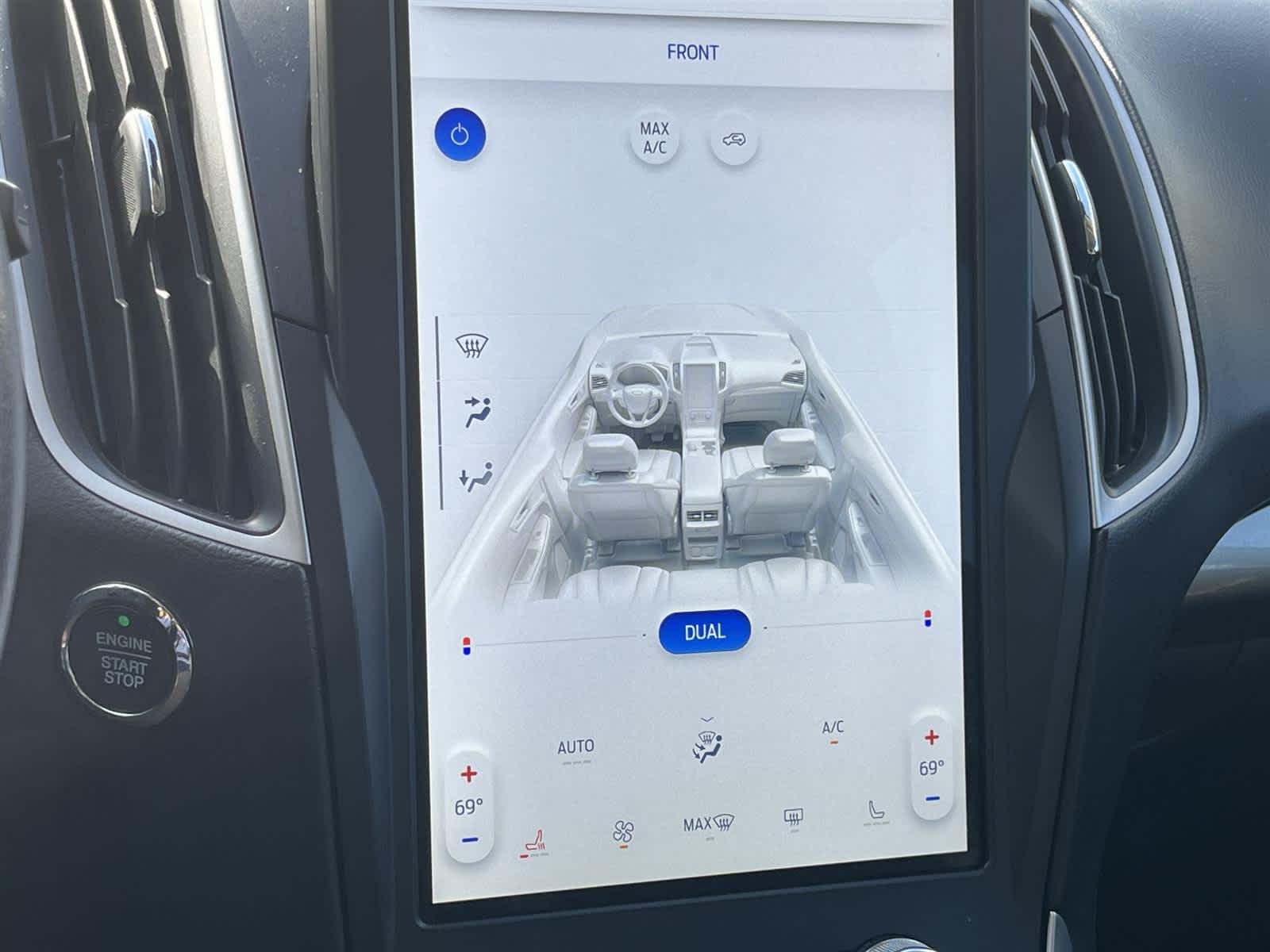 Thumbnail: 2023 Ford Edge - 22