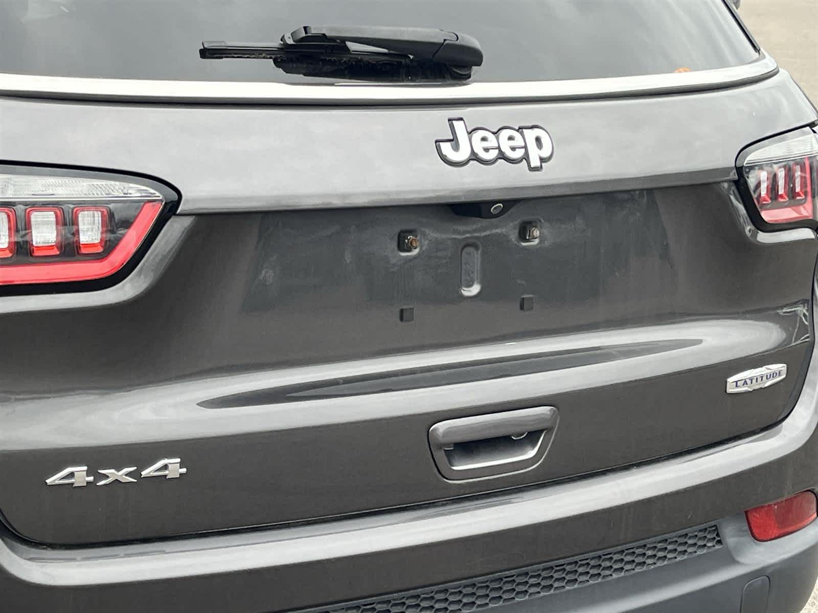 Thumbnail: 2019 Jeep Compass - 10