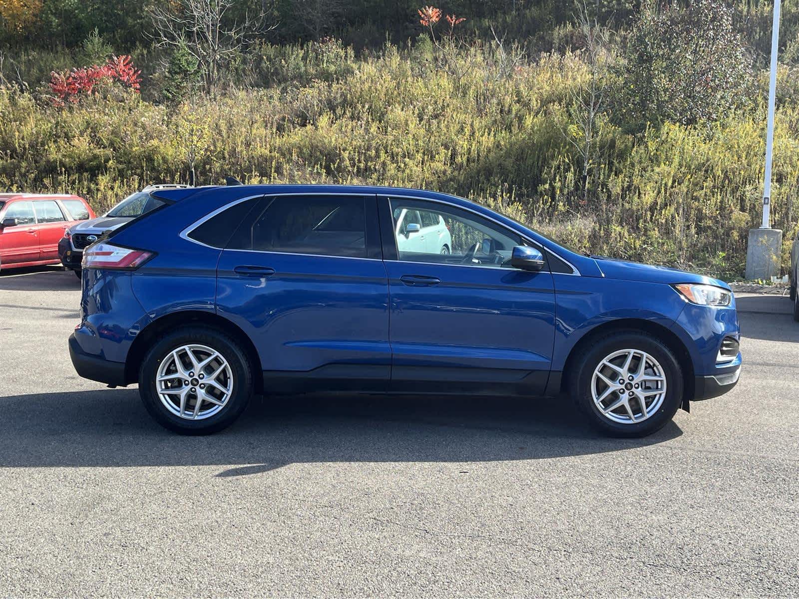 Thumbnail: 2023 Ford Edge - 6