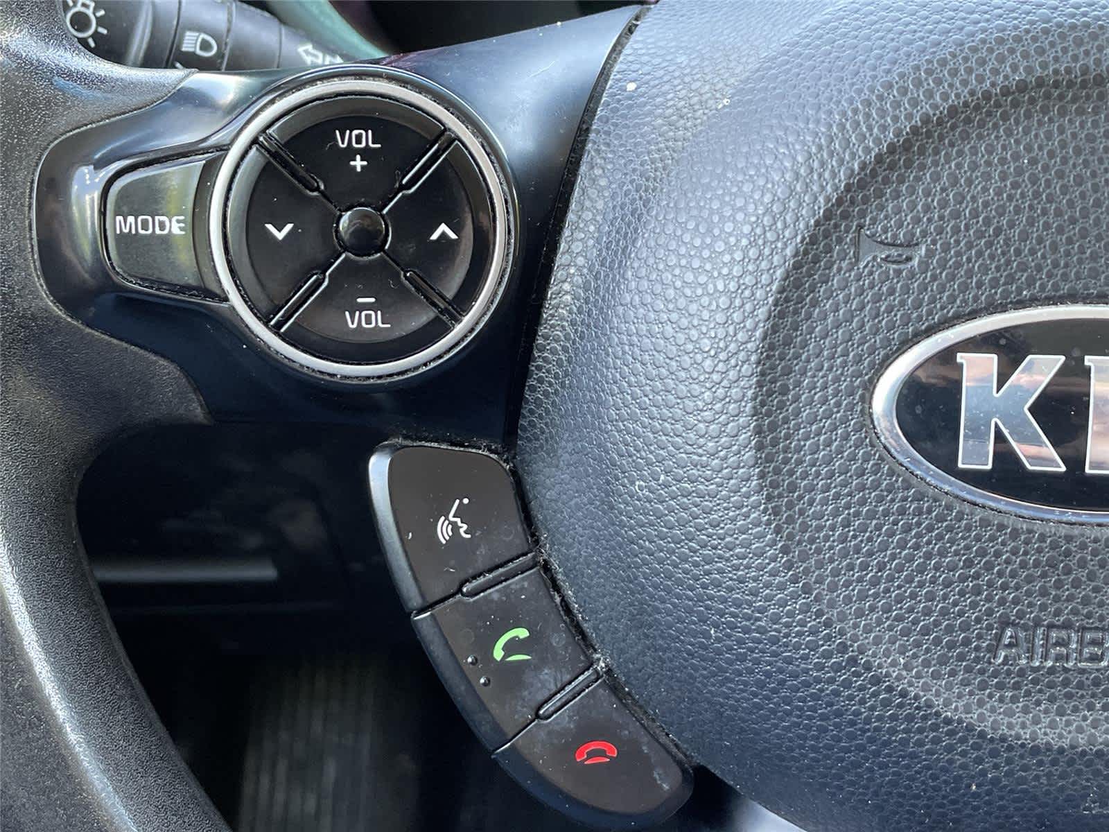 Thumbnail: 2016 Kia Soul - 18