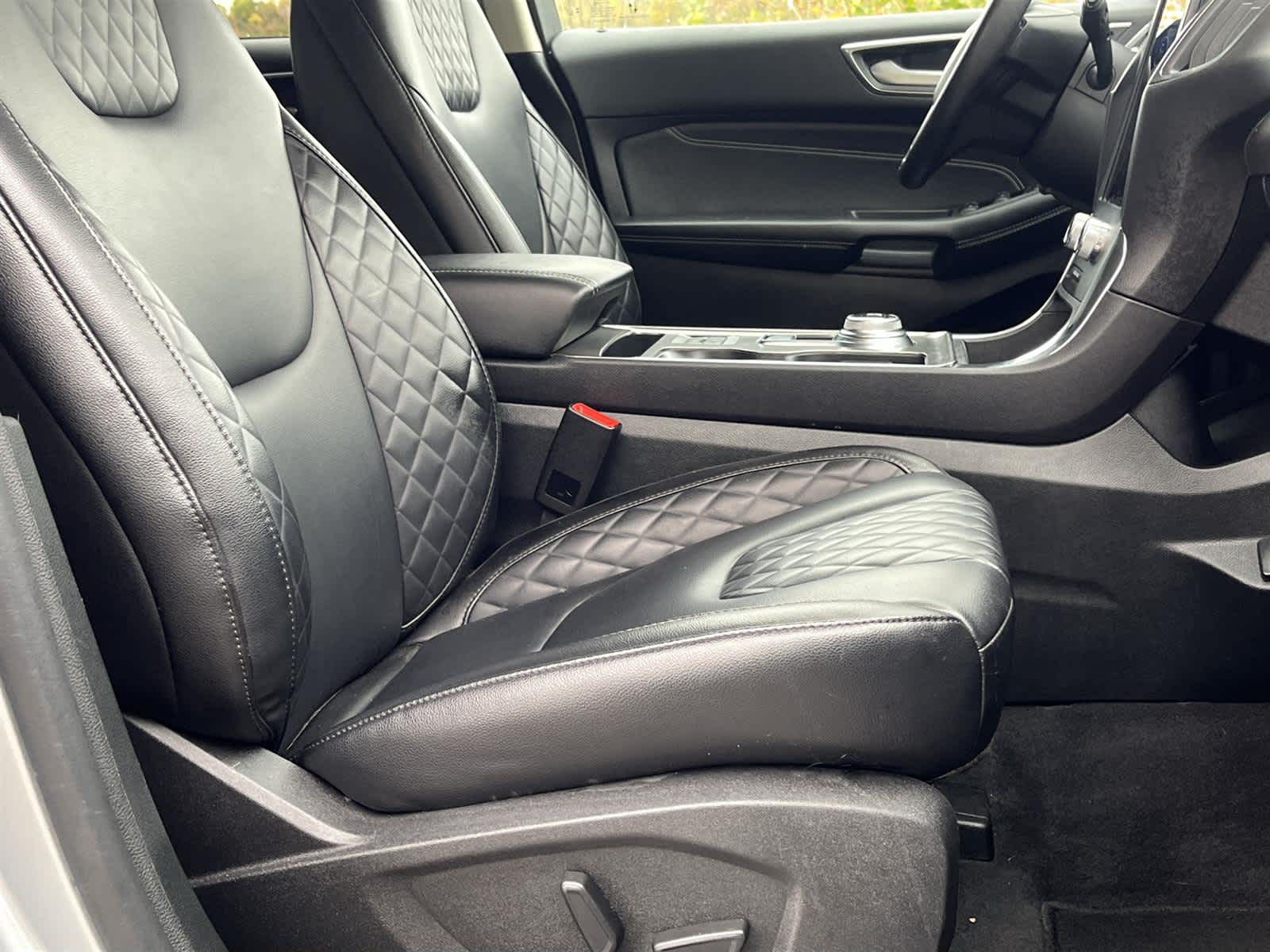 Thumbnail: 2024 Ford Edge - 17