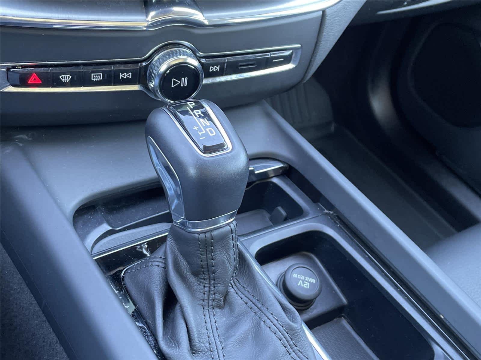 Thumbnail: 2019 Volvo XC60 - 26