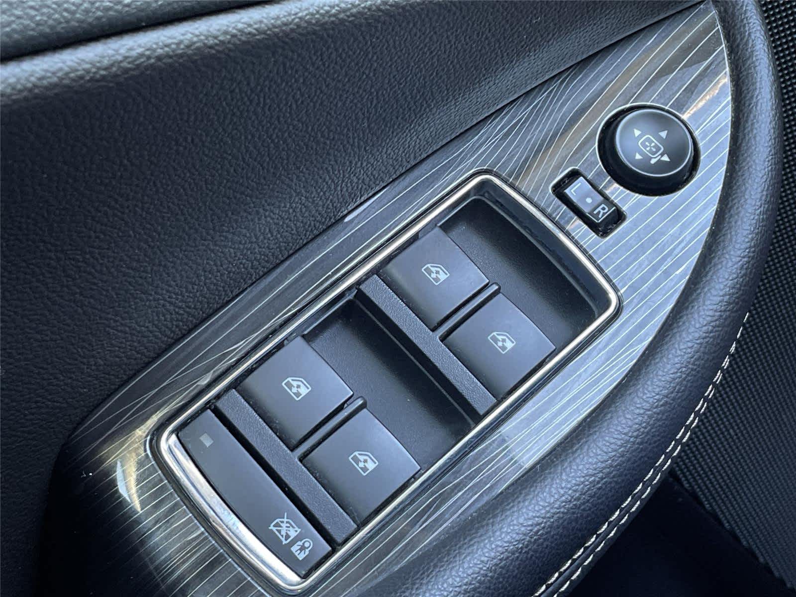 Thumbnail: 2019 Chevrolet Impala - 25