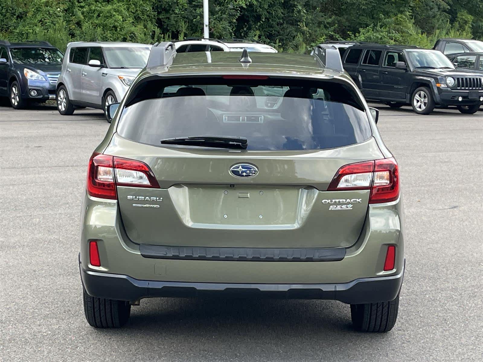 Thumbnail: 2017 Subaru Outback - 4