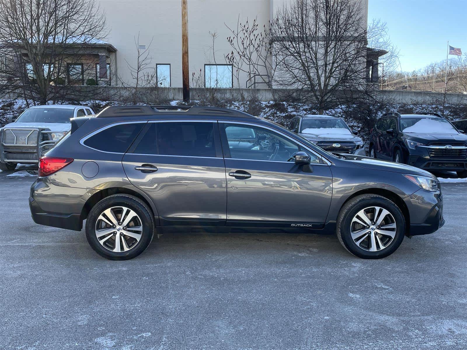 Thumbnail: 2019 Subaru Outback - 6